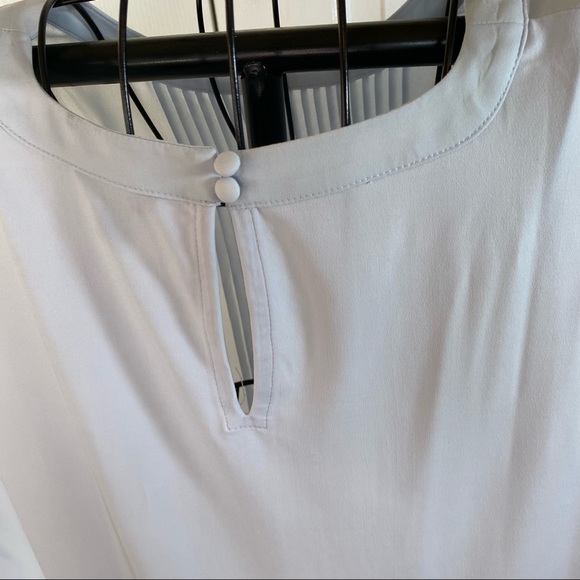 Ann Taylor Light Blue Flowy Chiffon Blouse with Pleated Front | Size XXL - Picture 5 of 8